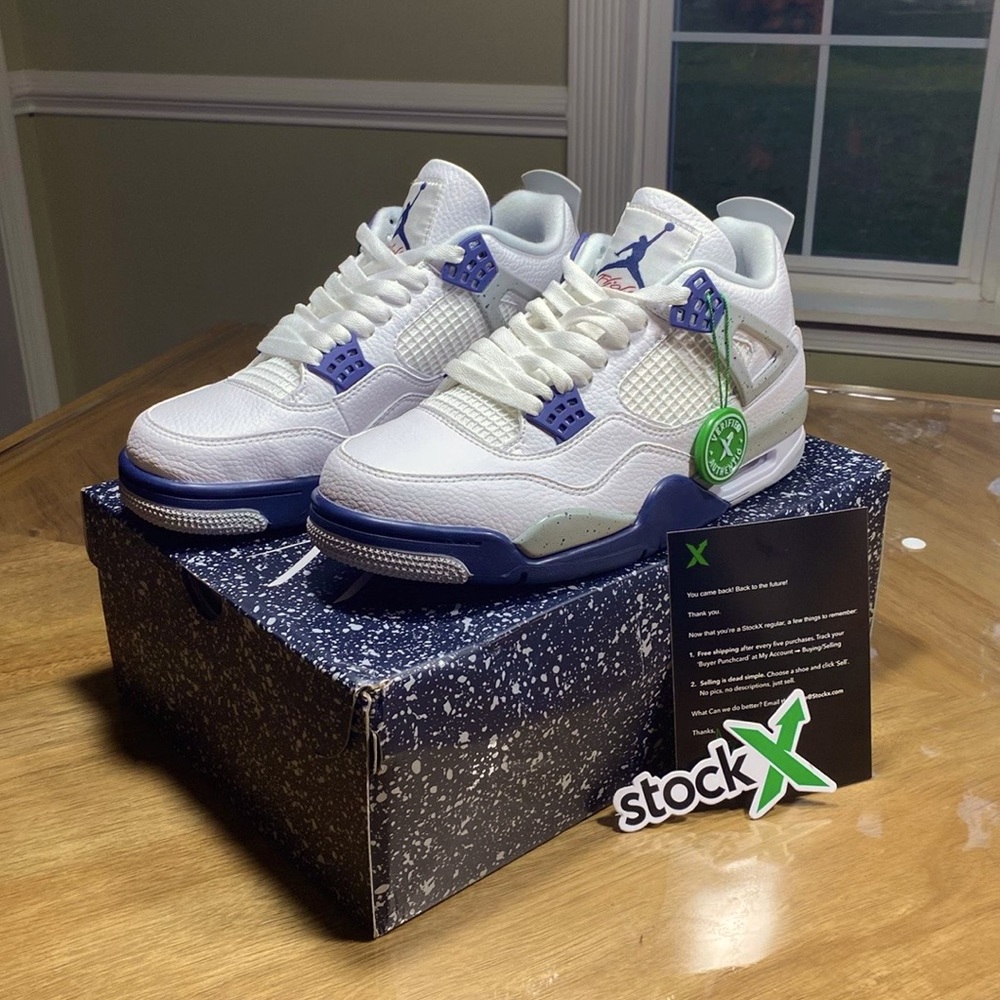 Jordan 4 Midnight Navy (SEND OFFERS)
